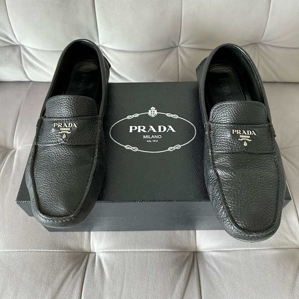 Prada drivers in very good condition!